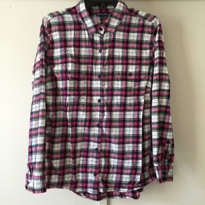 Pink/White Plaid Shirt ⭐️⭐️⭐️